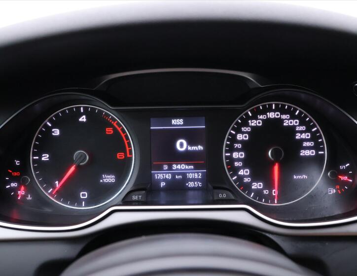 Audi A4 25