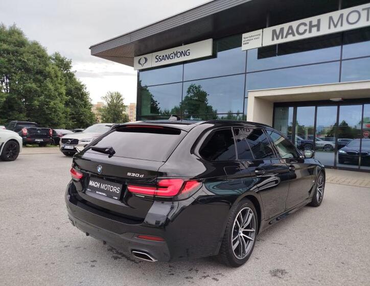 BMW Řada 5 11