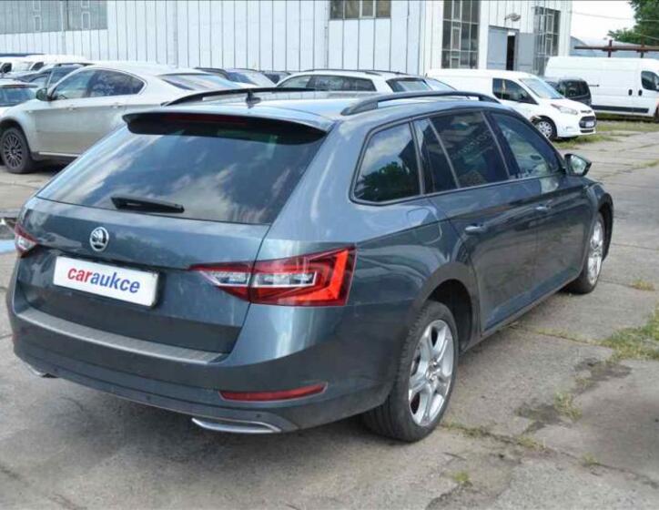 Škoda Superb 4