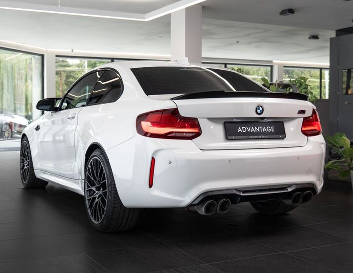 BMW M2 4