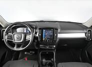 Volvo XC40 11