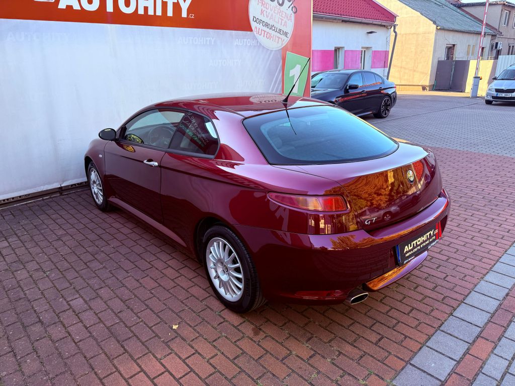 Alfa Romeo GT