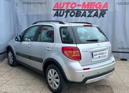 Suzuki SX4 8