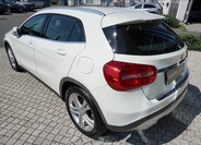 Mercedes-Benz GLA 6