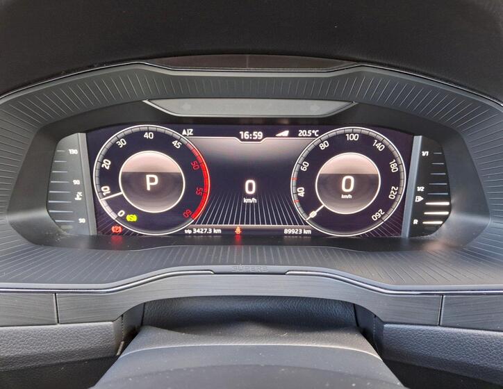 Škoda Superb 20