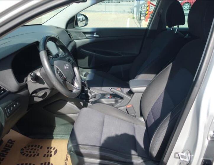 Hyundai Tucson 11