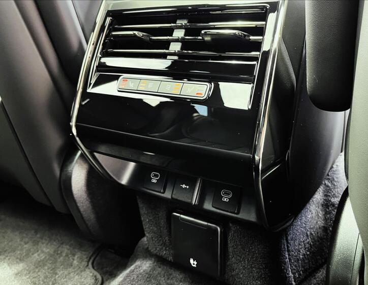 Land Rover Range Rover Sport 36