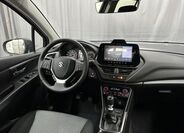 Suzuki S-Cross 9