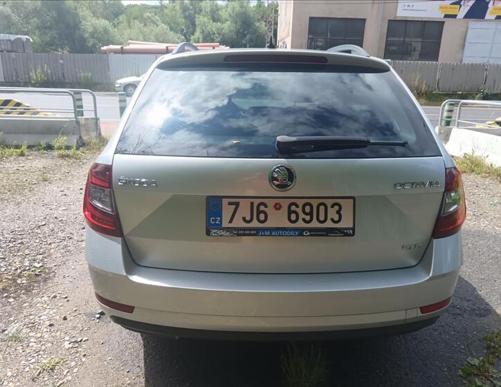 Škoda Octavia 11