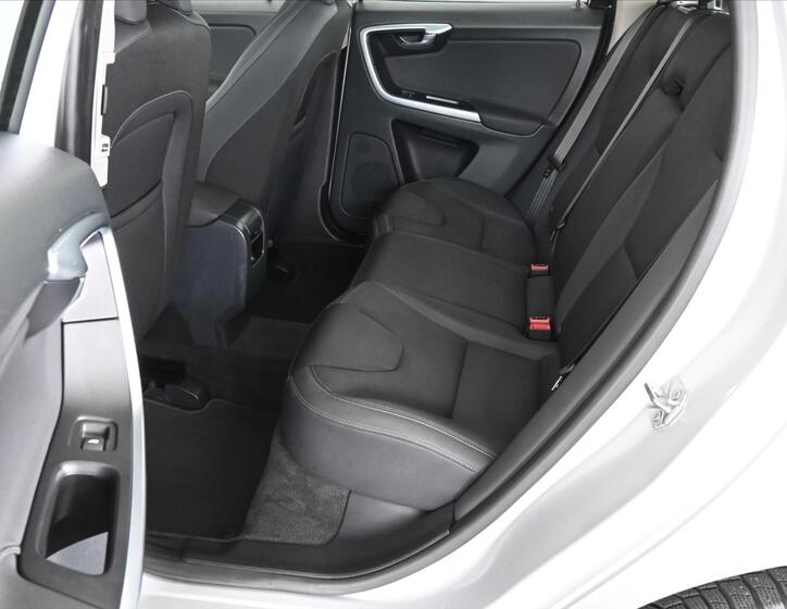 Volvo XC60 10