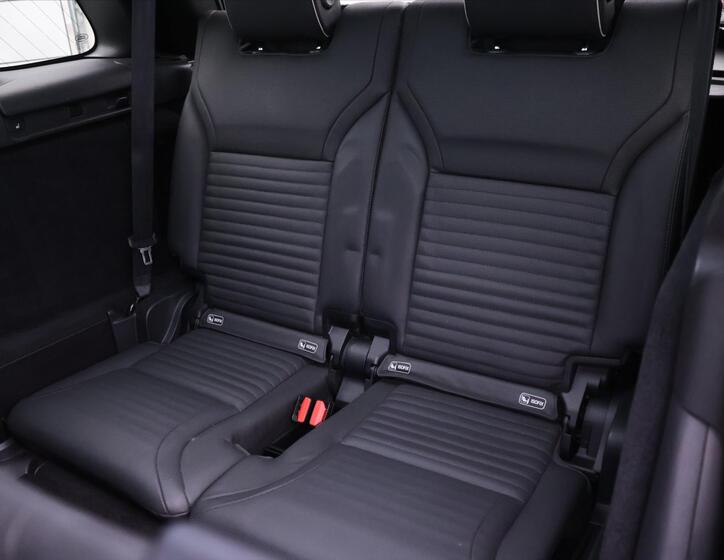 Land Rover Discovery 17