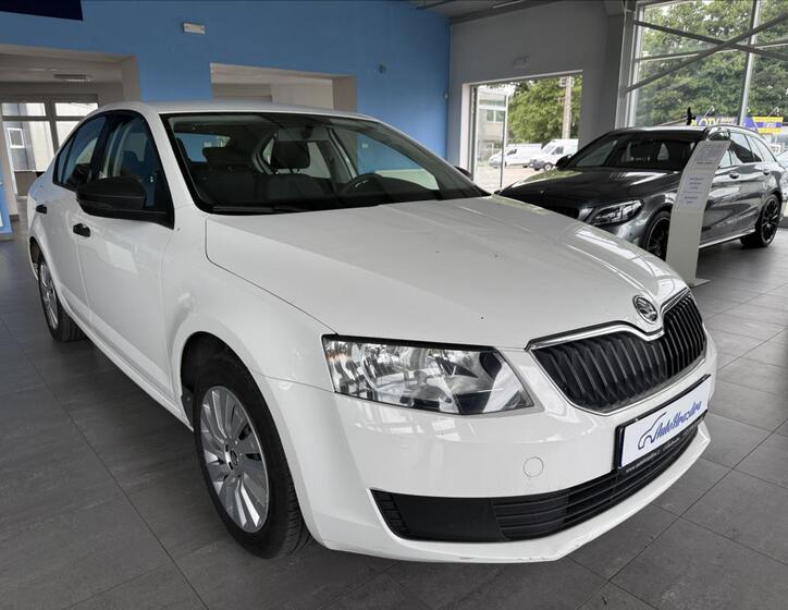 Škoda Octavia 1