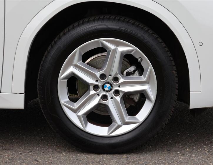 BMW X2 37