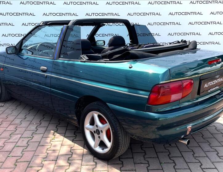 Ford Escort 11