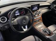 Mercedes-Benz Třídy C 9
