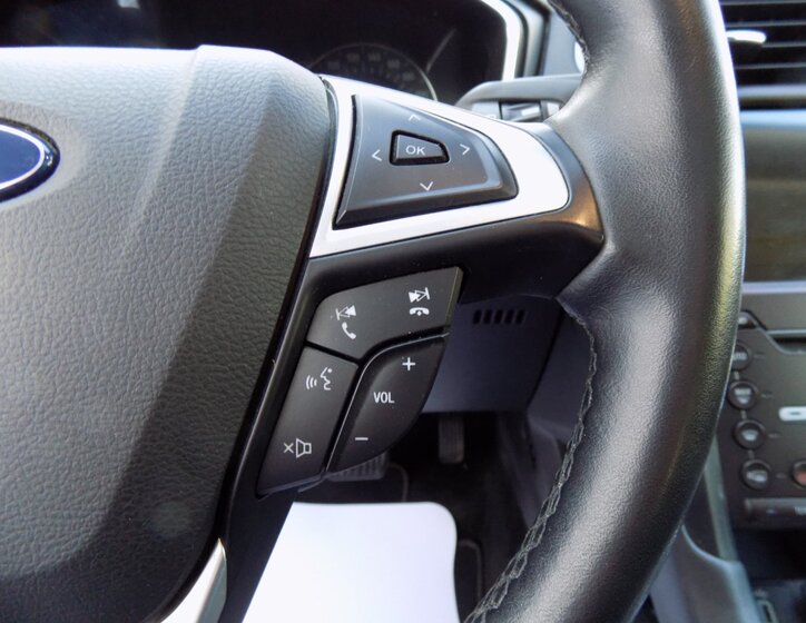 Ford Mondeo 29