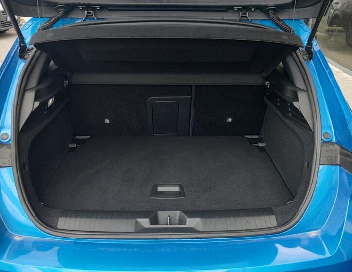 Opel Astra 6