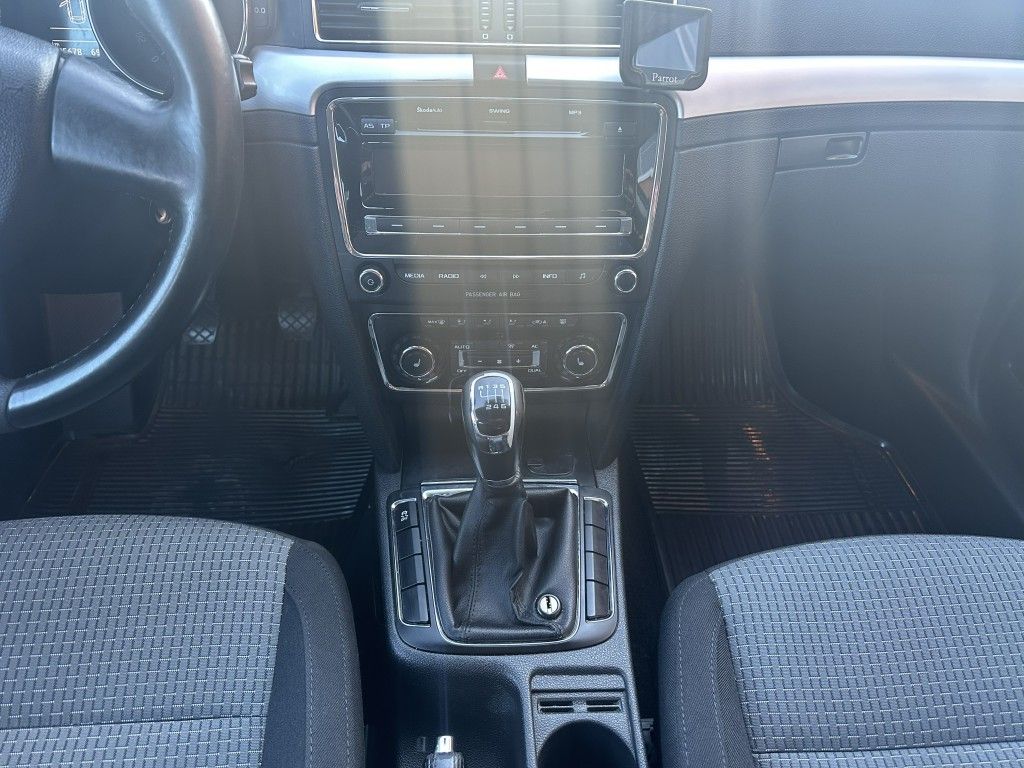 Škoda Superb