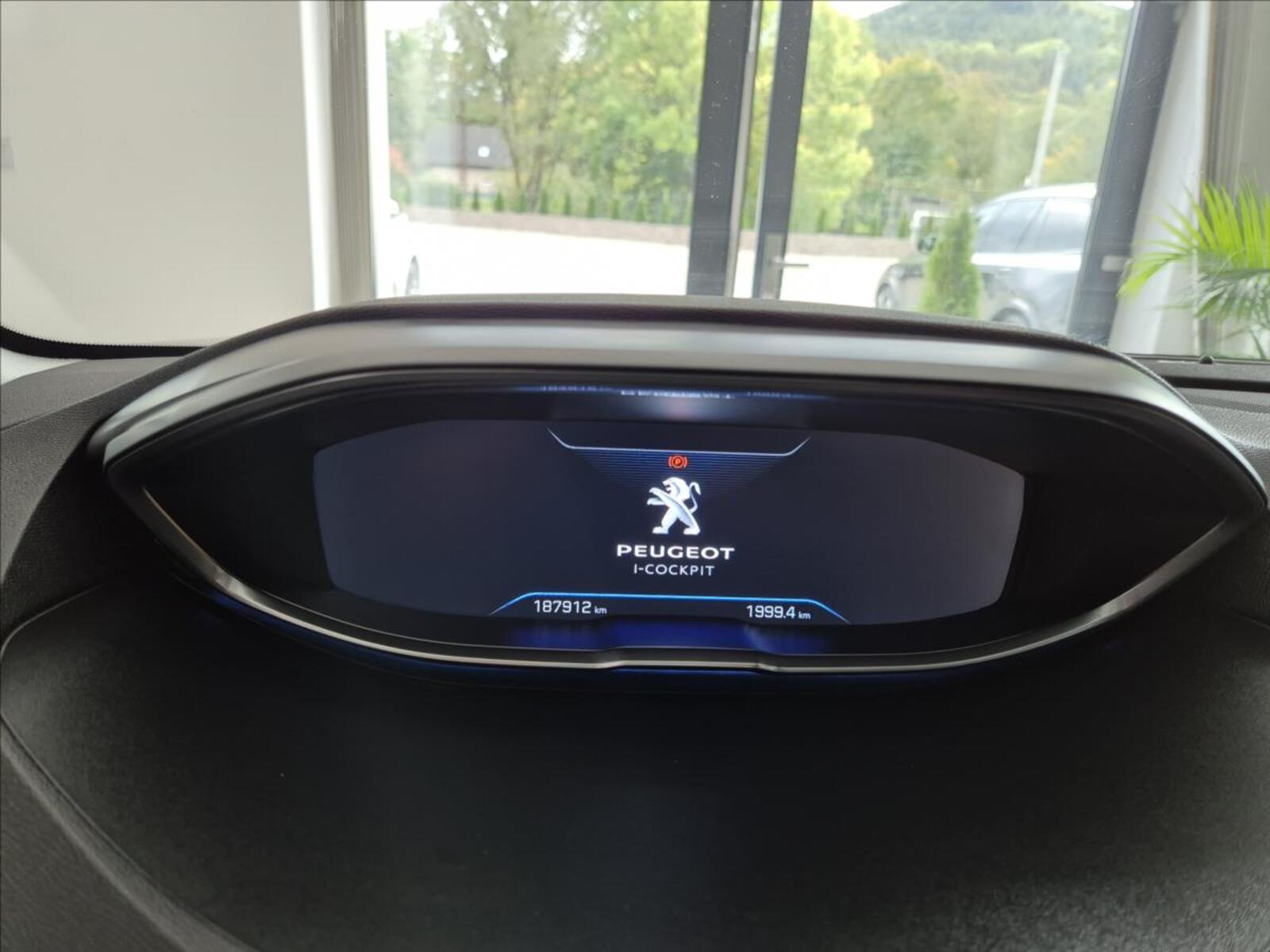 Peugeot 5008 19