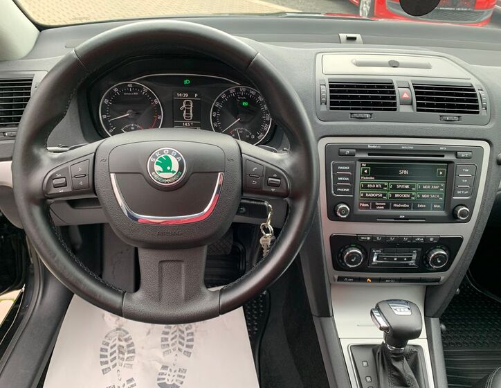Škoda Octavia 12