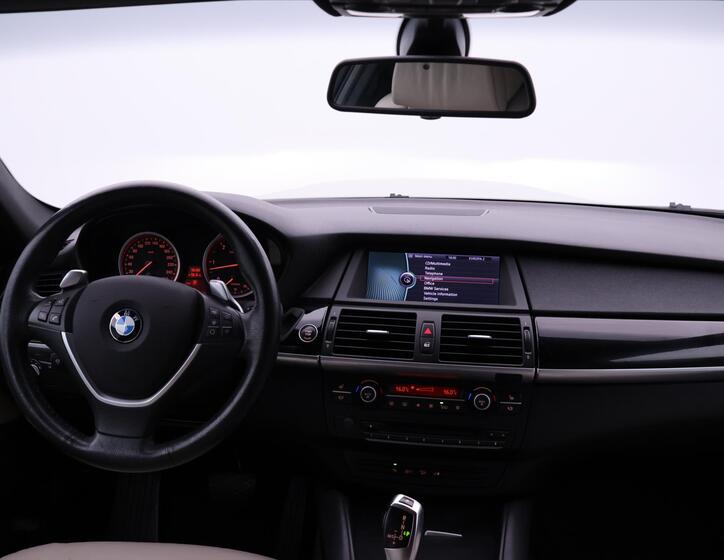 BMW X6 37