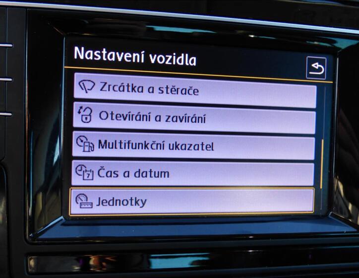 Volkswagen Golf 44