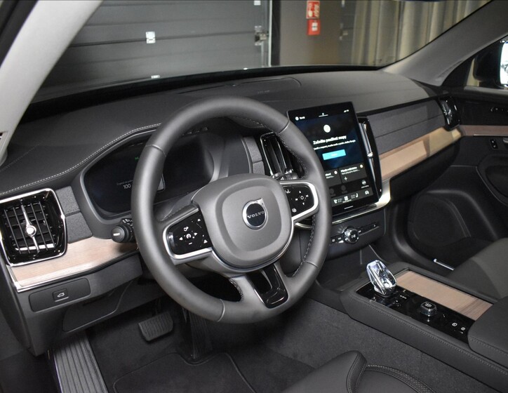 Volvo XC90 14