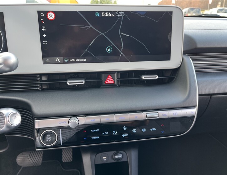 Hyundai IONIQ 28