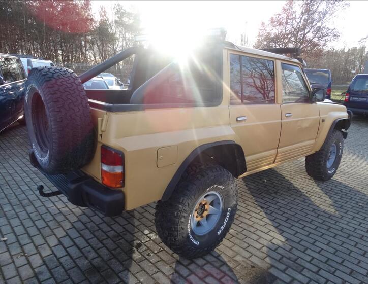 Nissan Ostatní 2