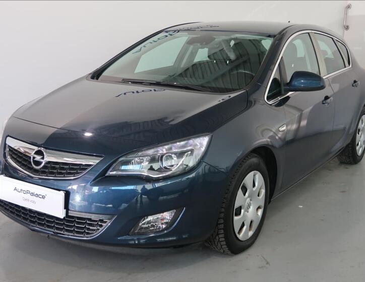 Opel Astra 1