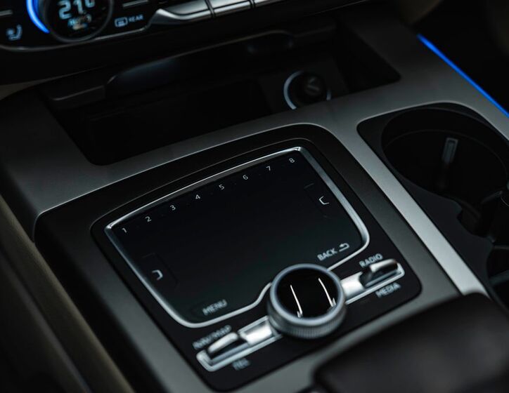 Audi Q7 10