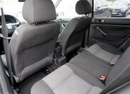 Volkswagen Golf 31