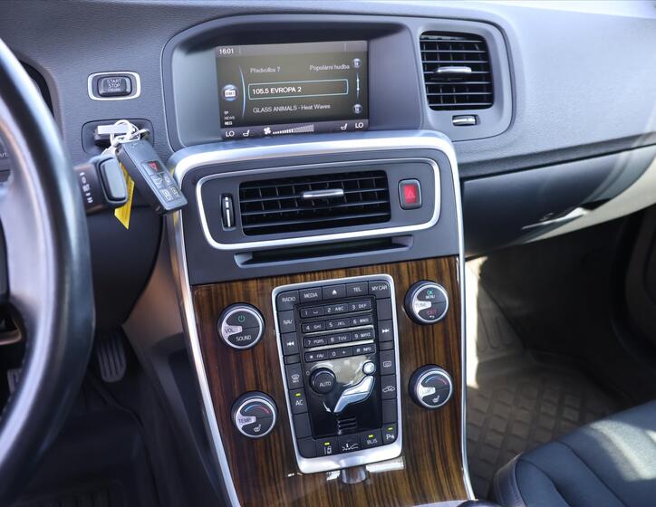 Volvo S60 23