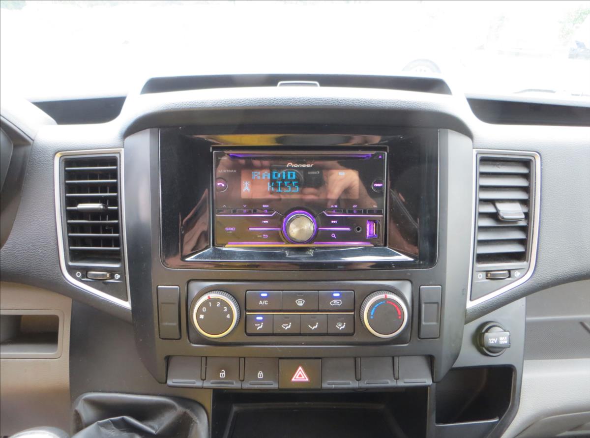 Hyundai H 350