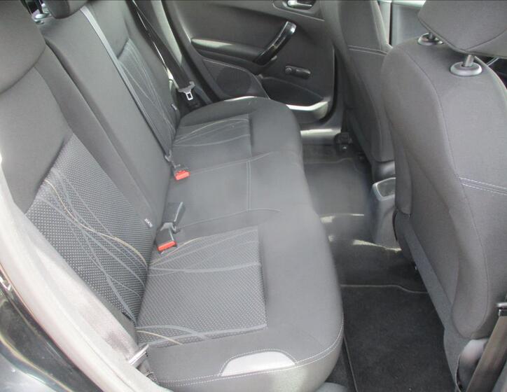 Peugeot 208 11