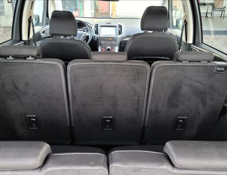 Ford Galaxy 39