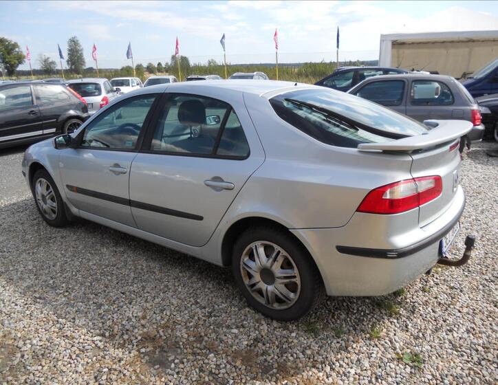 Renault Laguna 8