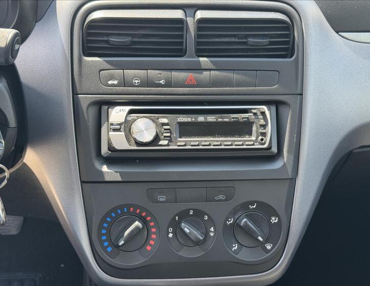 Fiat Punto 15