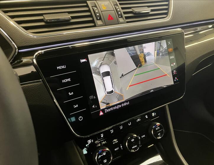 Škoda Superb 12