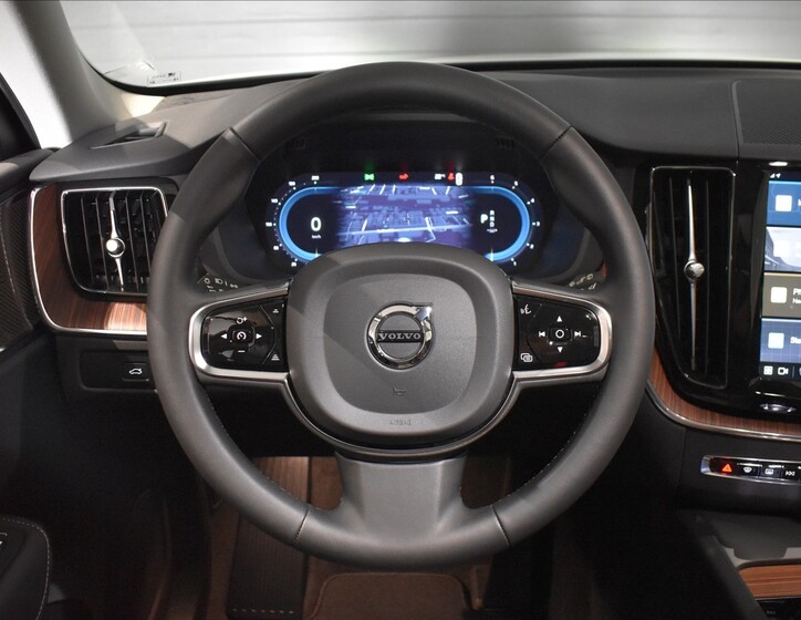 Volvo XC60 22