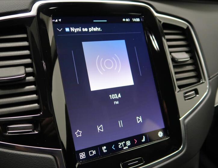 Volvo XC90 28