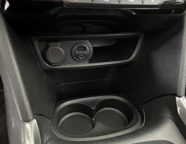 Peugeot 2008 18