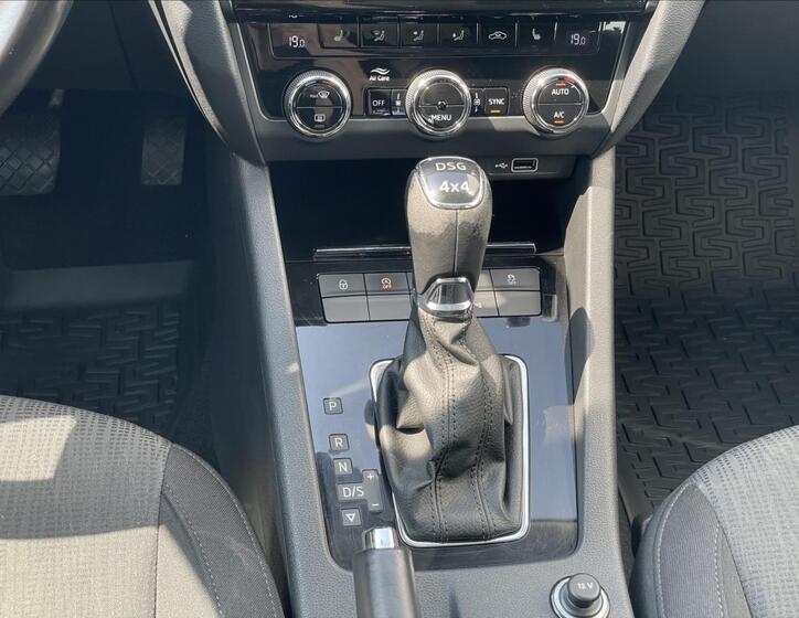 Škoda Octavia 13