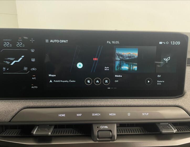 KIA EV3 11