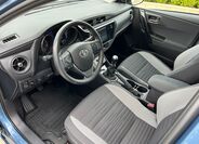 Toyota Auris 14