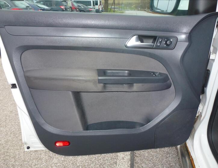 Volkswagen Caddy 13