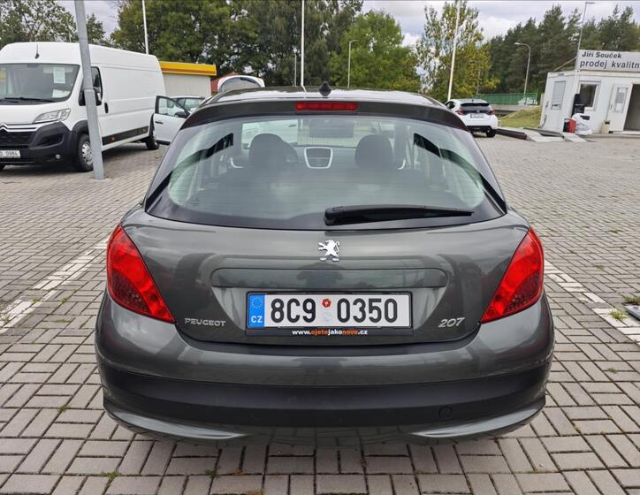 Peugeot 207 5