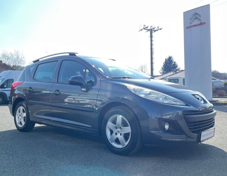 Peugeot 207 10