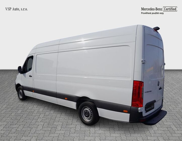 Mercedes-Benz Sprinter 3