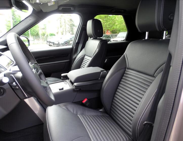 Land Rover Discovery 12
